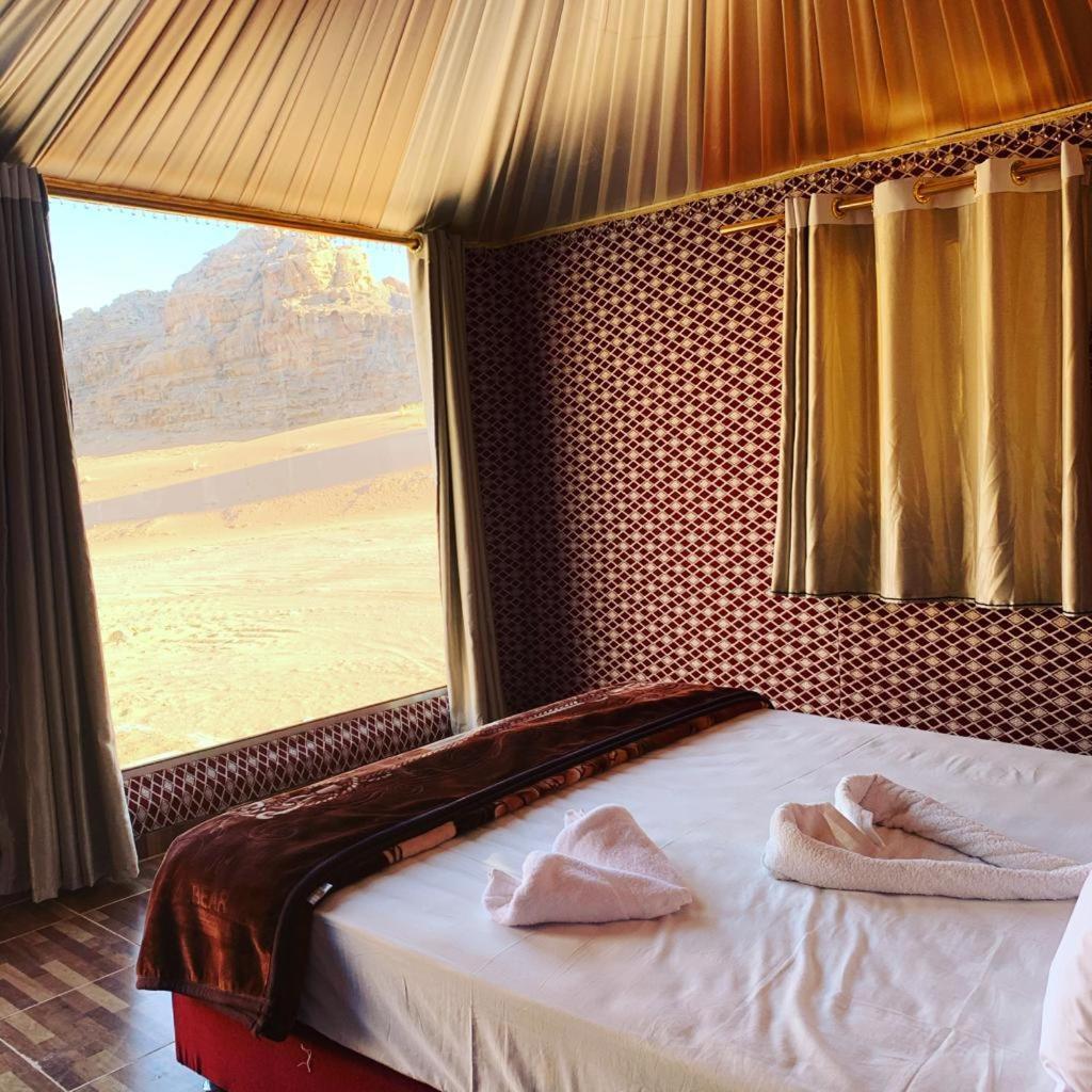 Maraheb Luxury Camp Hotel Wadi Rum Ngoại thất bức ảnh