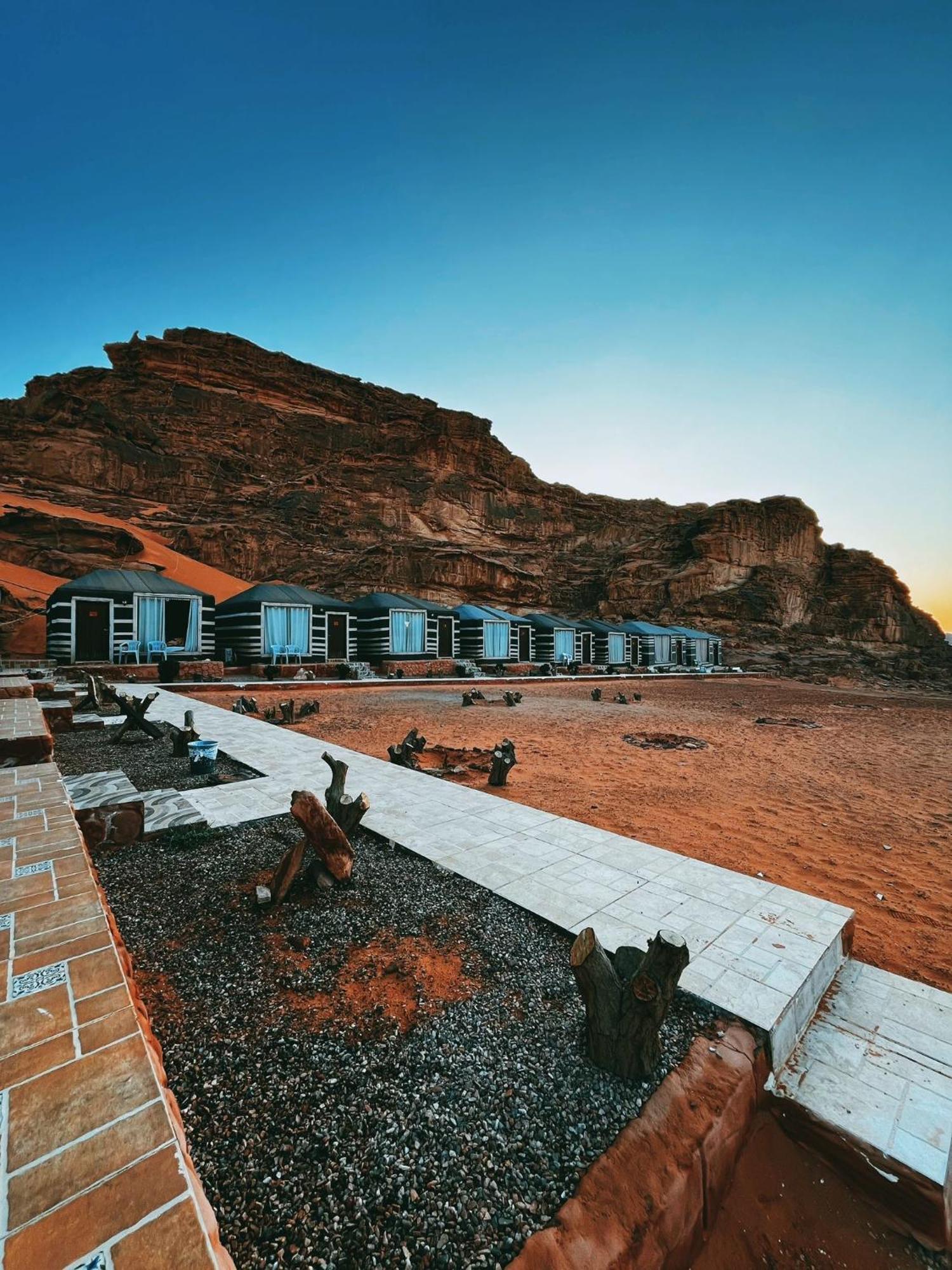 Maraheb Luxury Camp Hotel Wadi Rum Ngoại thất bức ảnh